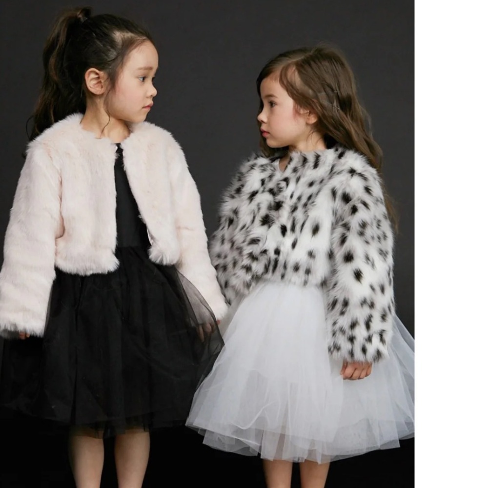 Petite Hailey Faux Fur Jacket size 2 NWT - Picture 2 of 11